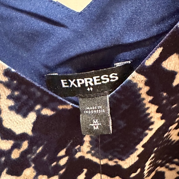 NWT: Women’s Medium Express camisole - Picture 6 of 6